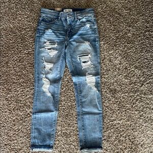 BKE Skinny Blue Jeans Distressed Design